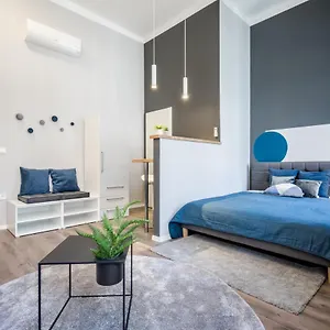 https://k33-quality-apartments-best-location-by-bqa.inbudapesthotels.com