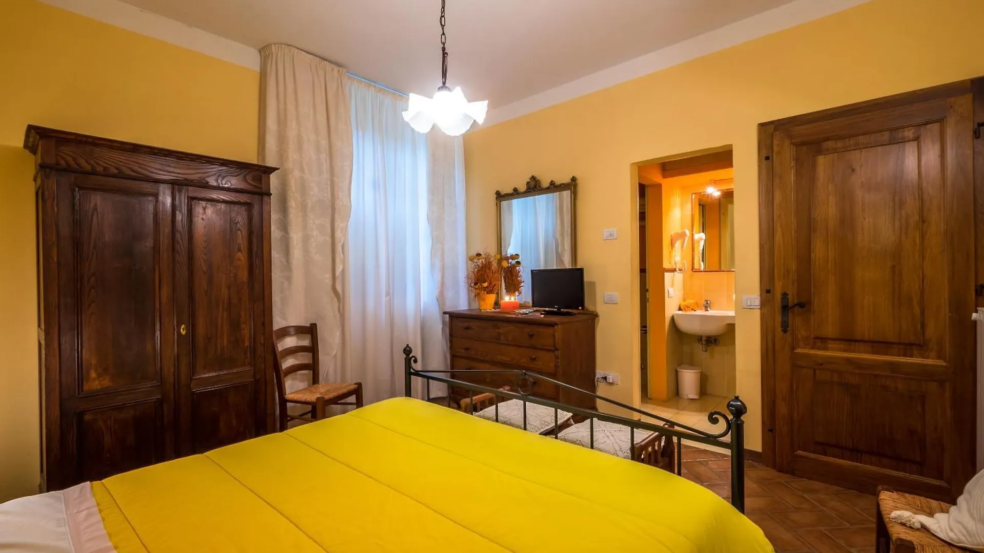 Giannetti Bed & Breakfast Poggio alle Mura 0*,  İtalya