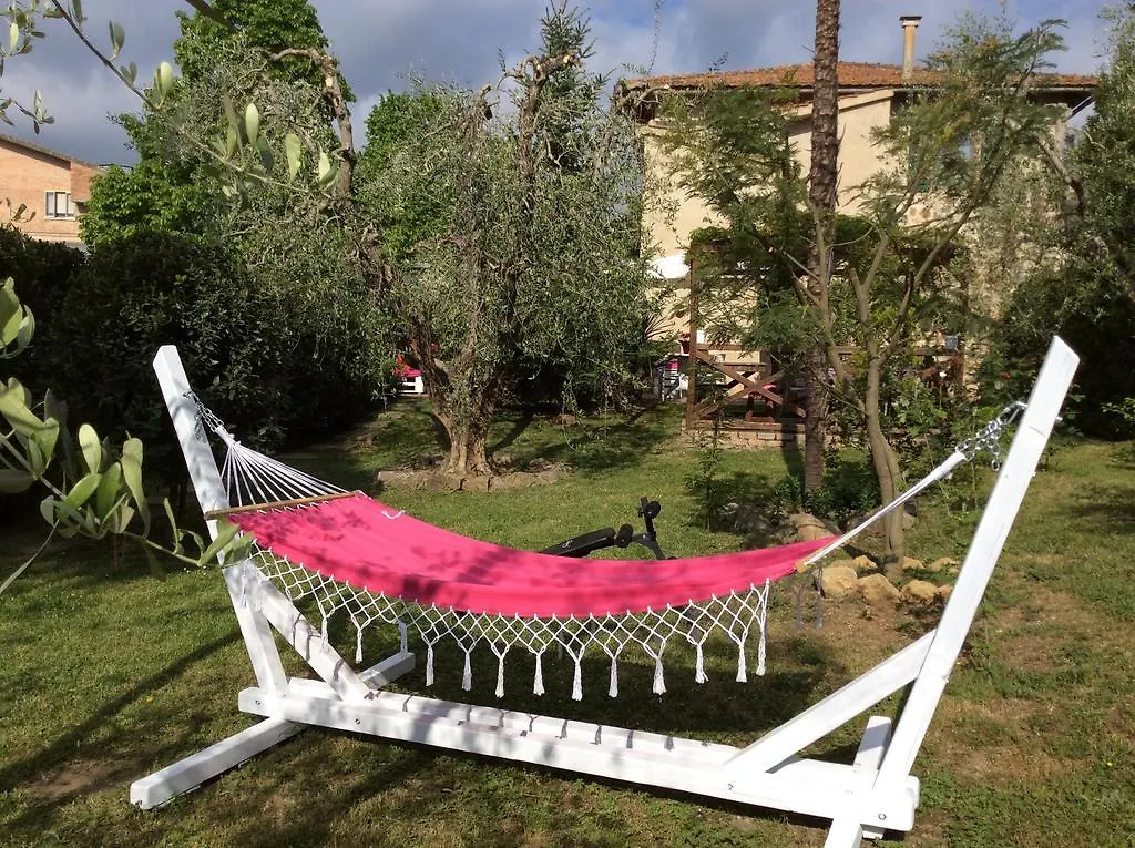 Giannetti Bed & Breakfast Poggio alle Mura Çiftlik konaklama